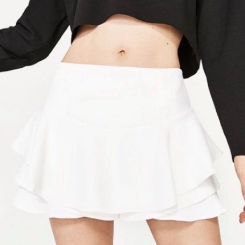 Zara white ruffled skort6